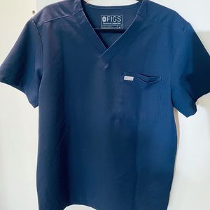Figs - Leon Two-Pocket Scrub Top
